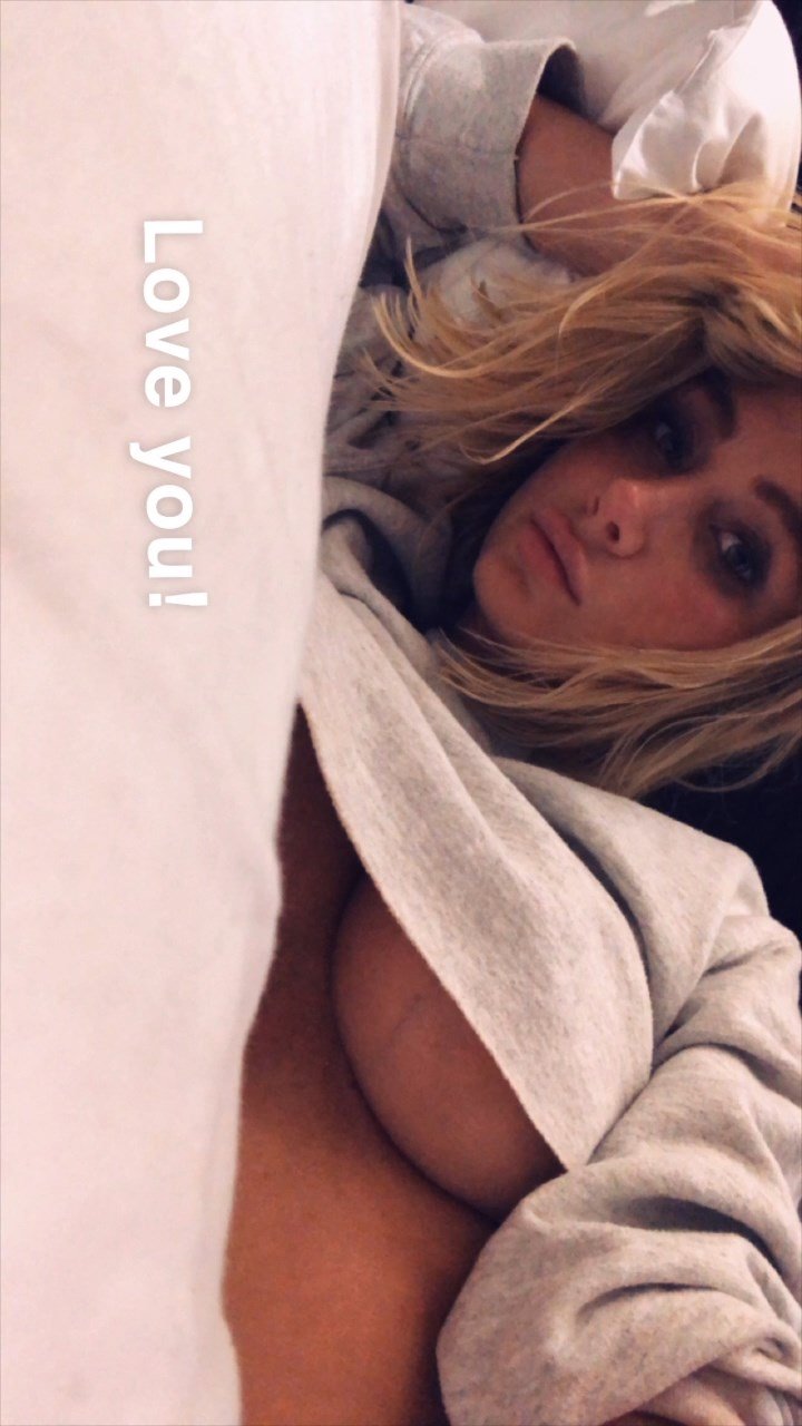 Sara Underwood Nude (39 Pics + GIFs & Video)