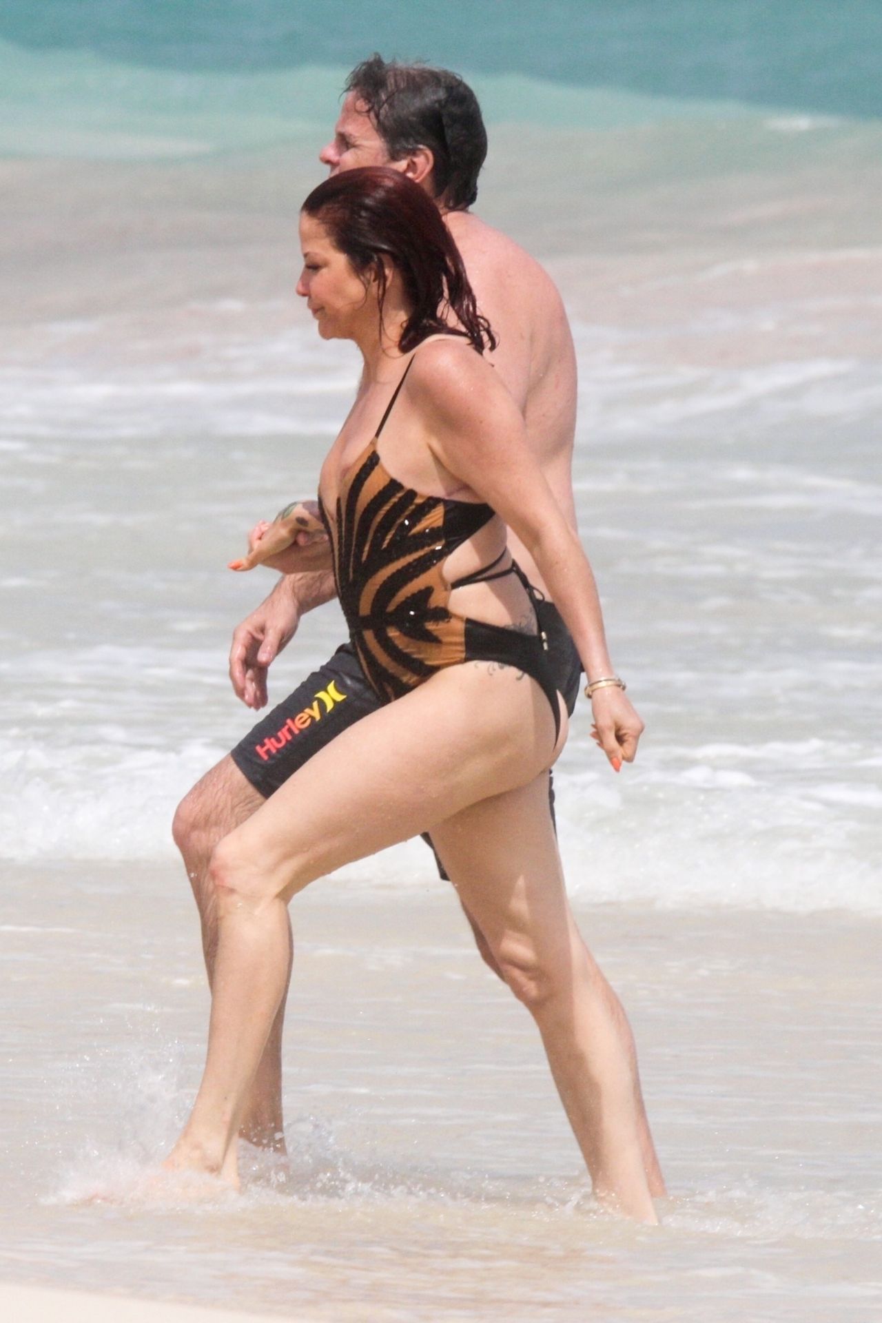 Slashs Ex-Wife Perla Ferrar is Living Life on the Beach (32 Photos)