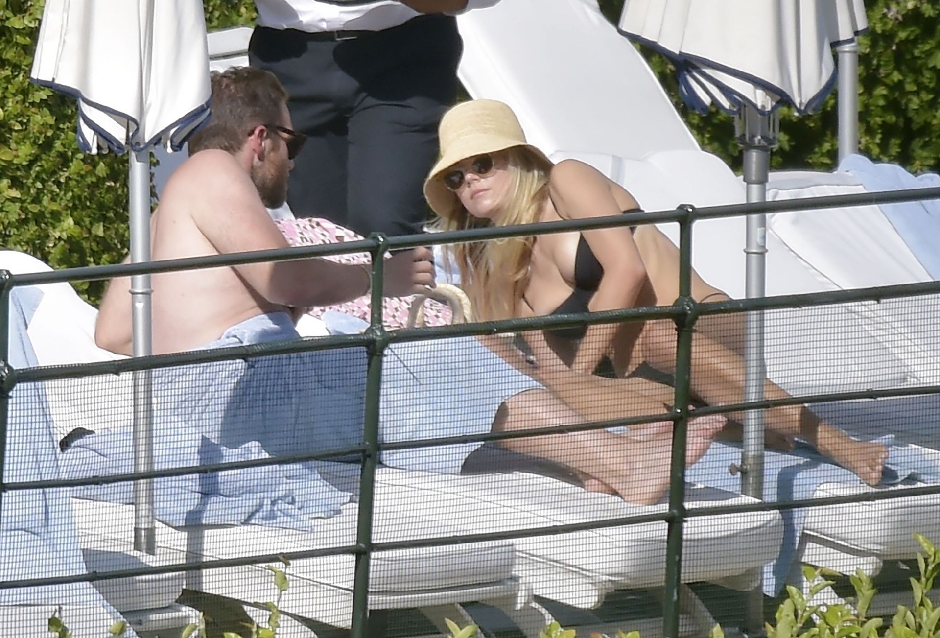 Rebecca Rittenhouse & Drew Comins Sunbathe in the Blazing Italian Heat (78 Photos)