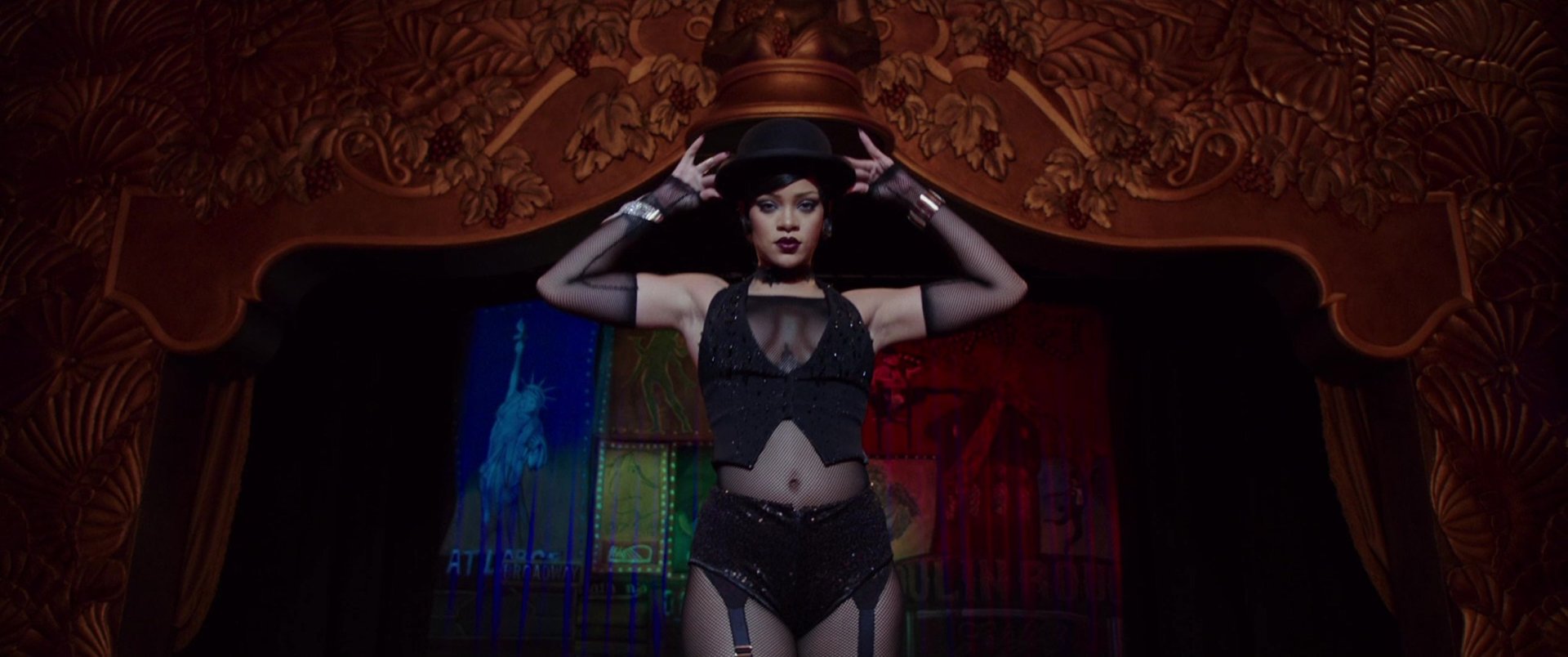 Rihanna Sexy (51 Pics + Gifs & Video)