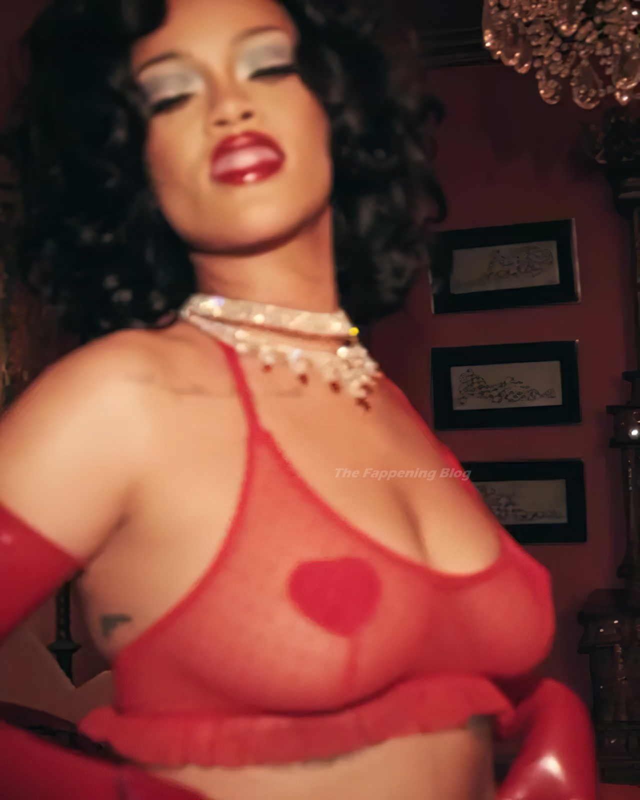 Rihanna Sexy  - Savage X Fenty (18 Photos + Video)
