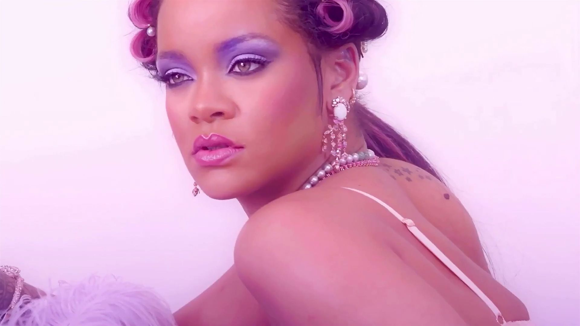 Rihanna Sexy Salvaje X Fenty 38 Fotos And Video Celebridad Desnuda