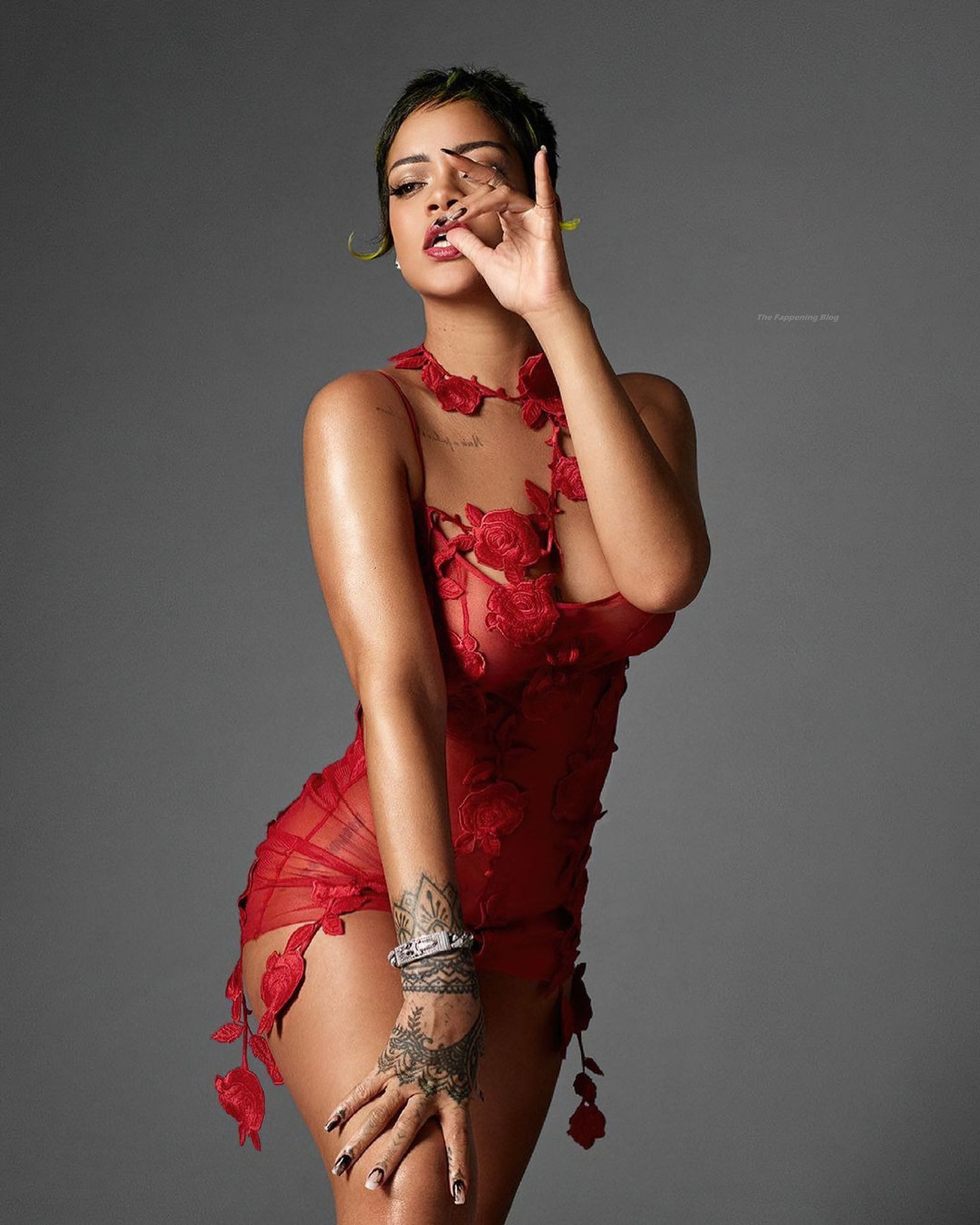 Rihanna Sexy  - Vogue Italia (9 Photos)