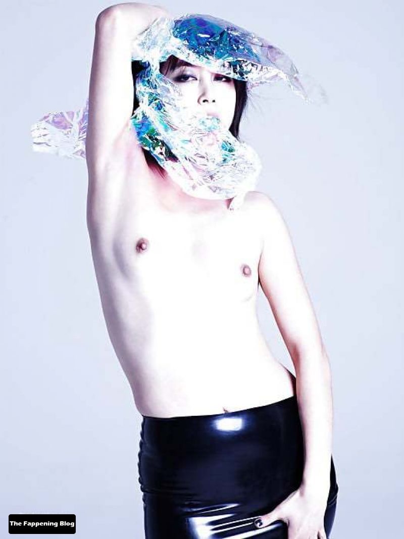 Rinko Kikuchi Nude & Sexy Collection (50 Photos + Video) [Updated]