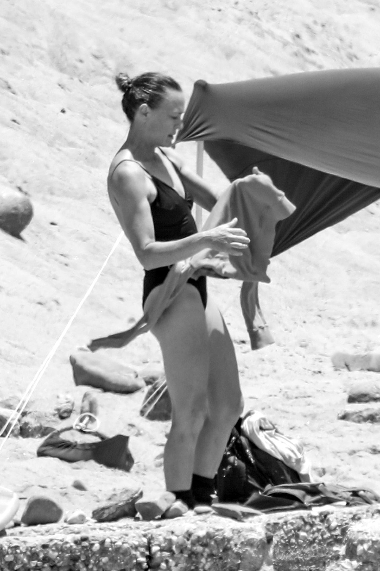 Robin Wright & Clement Giraudet are a Surfing Couple (91 Photos)