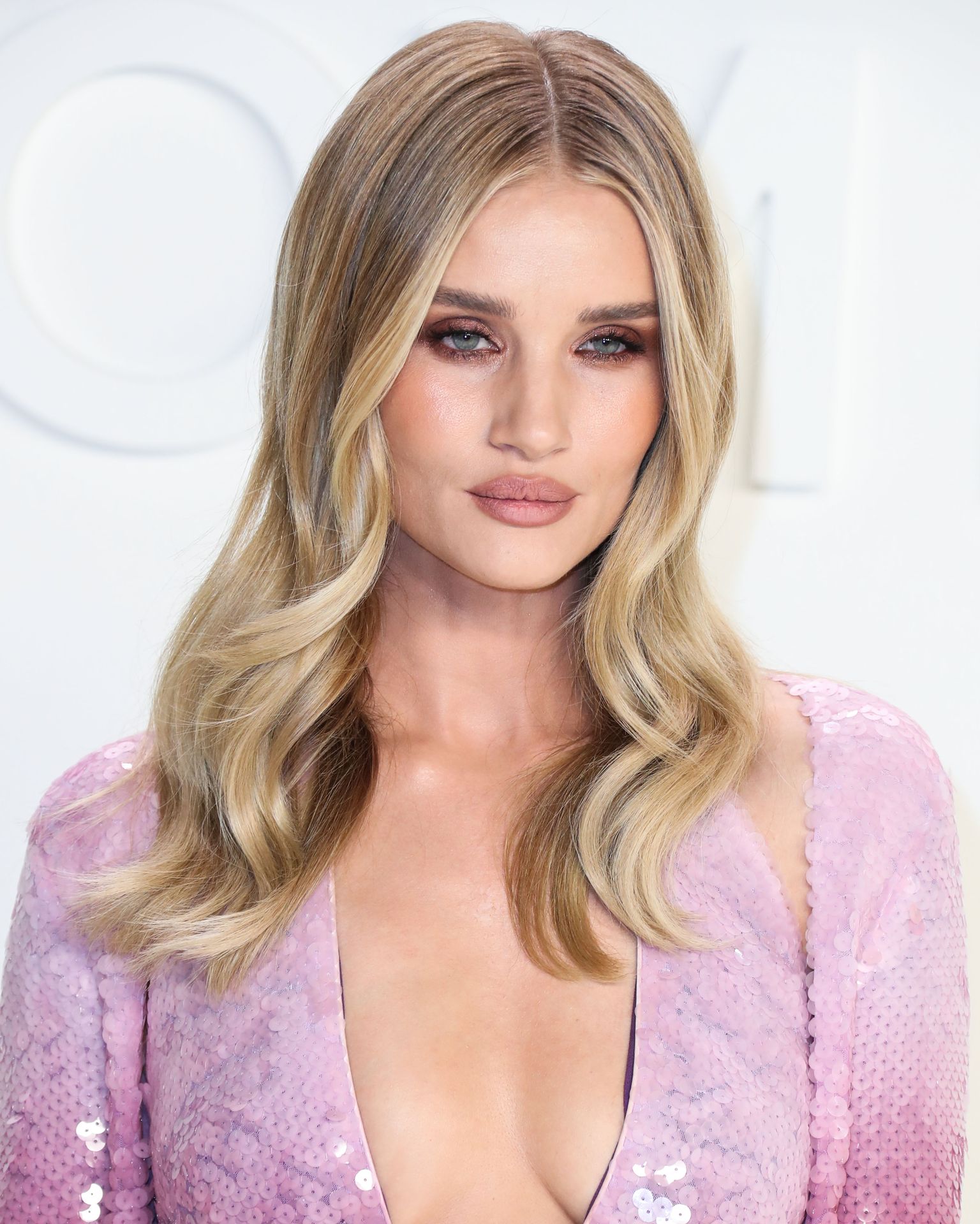 Rosie Huntington-Whiteley Shows Her Cleavage at the Tom Ford Fashion Show (115 Photos)