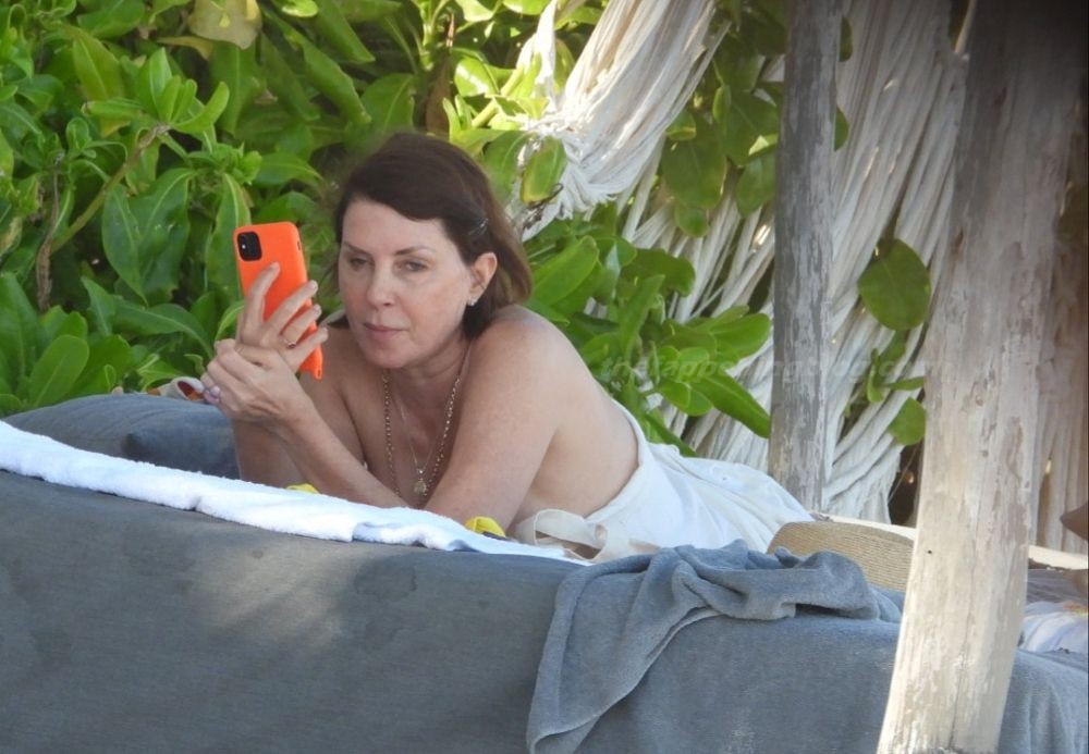 Sadie Frost is Seen Sunbathing on Tulum Beach (24 Photos)