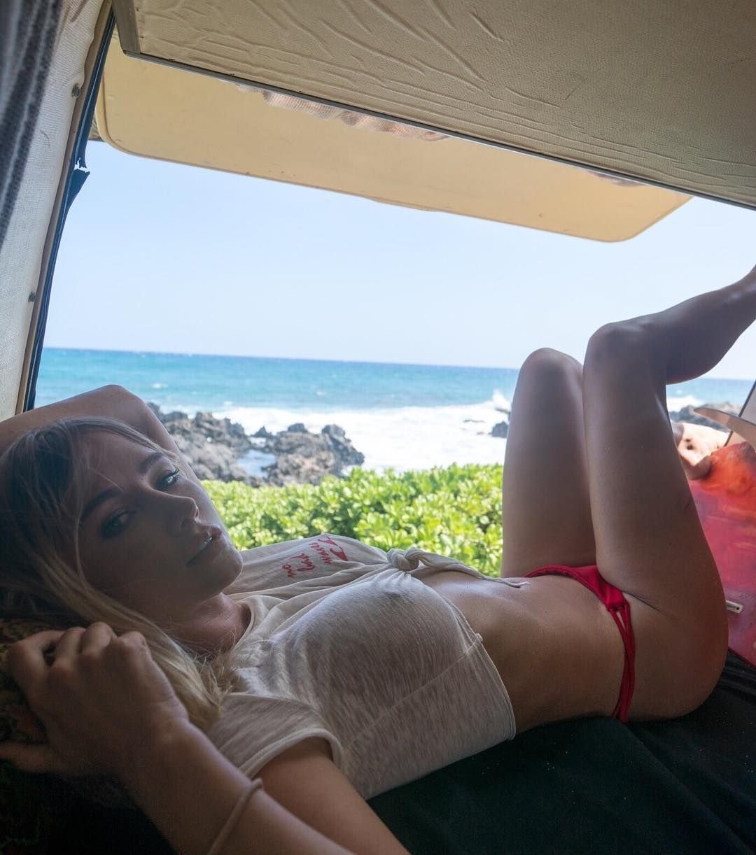 Sara Underwood Nude & Sexy (50 Photos + Videos)