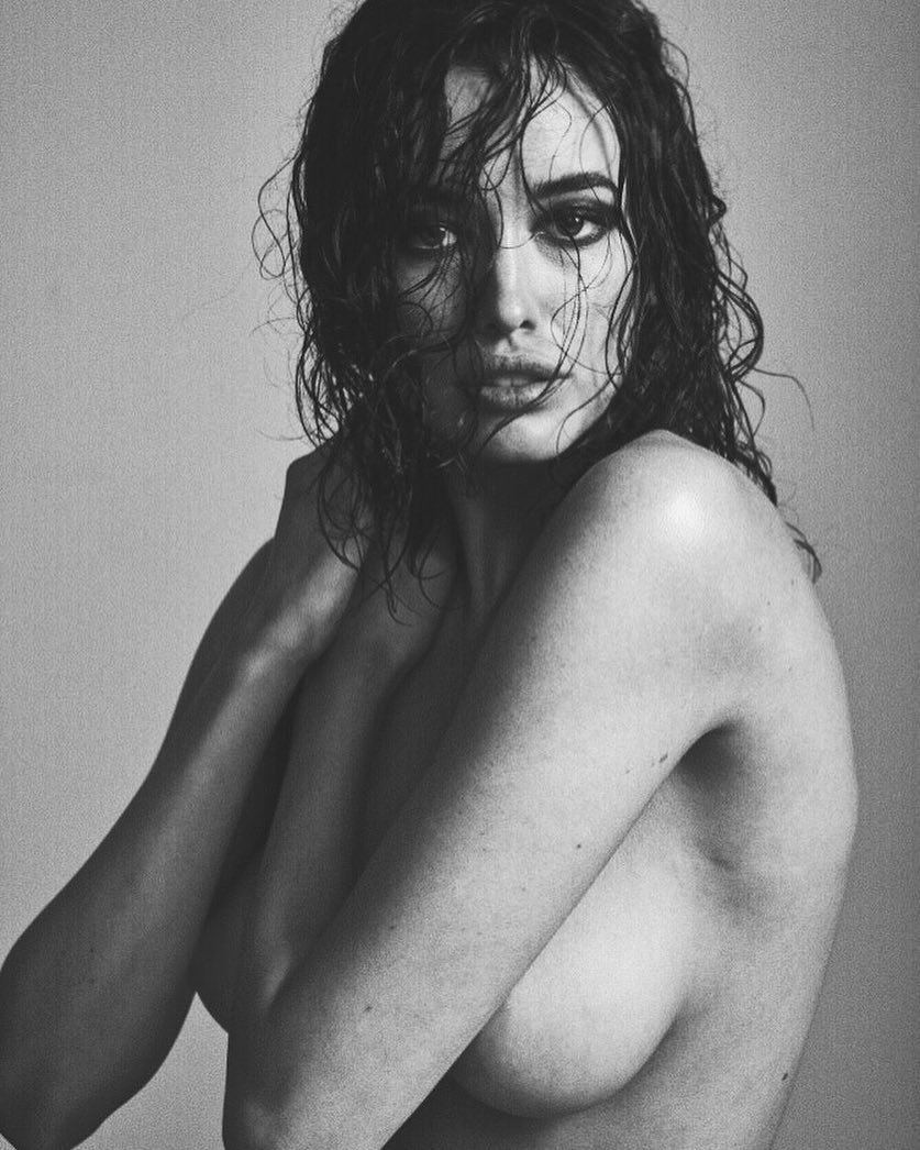 Sarah Stephens Sexy & Topless (28 Photos)