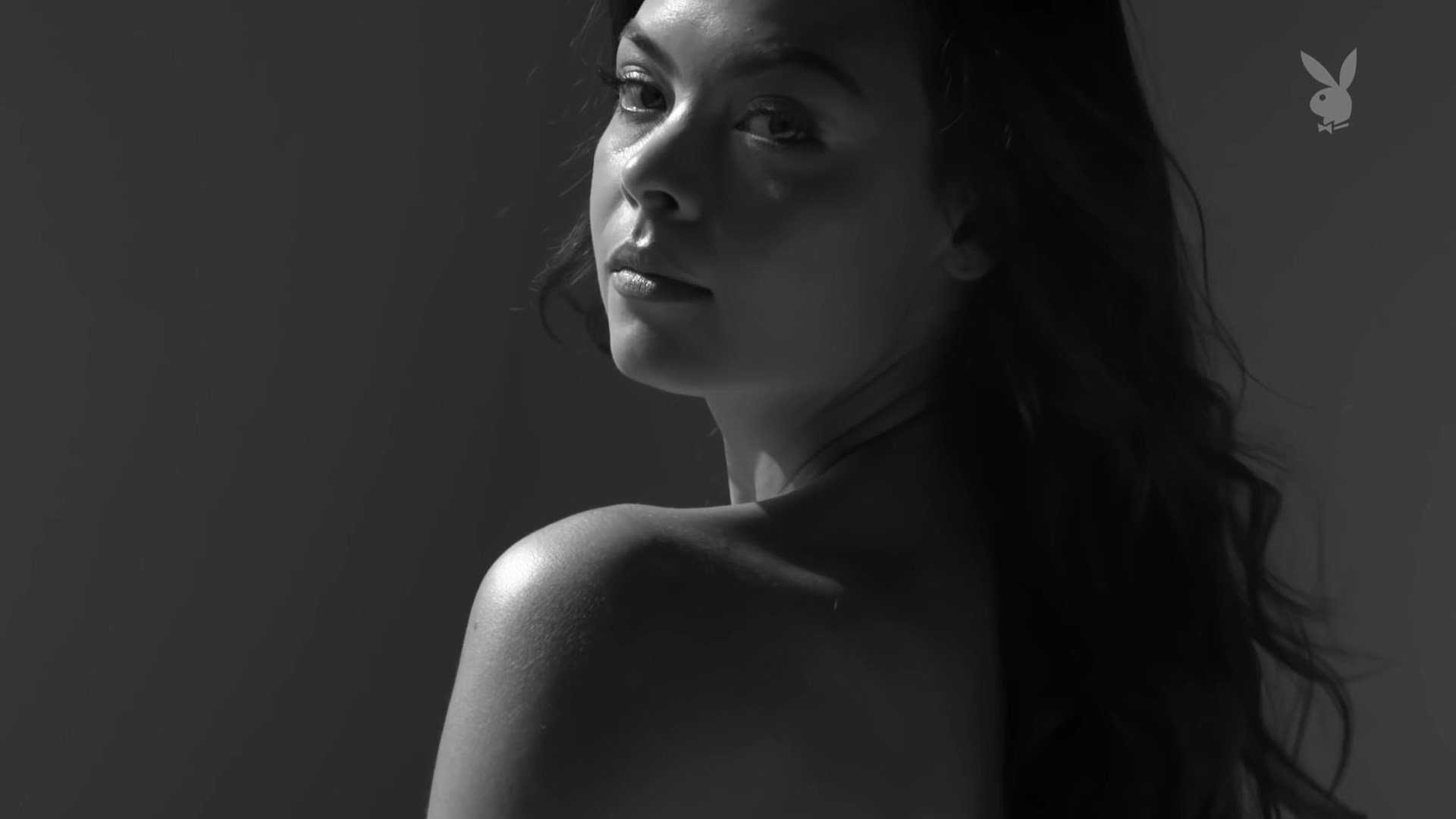 Scarlett Byrne Nude & Sexy (76 Photos + Videos)