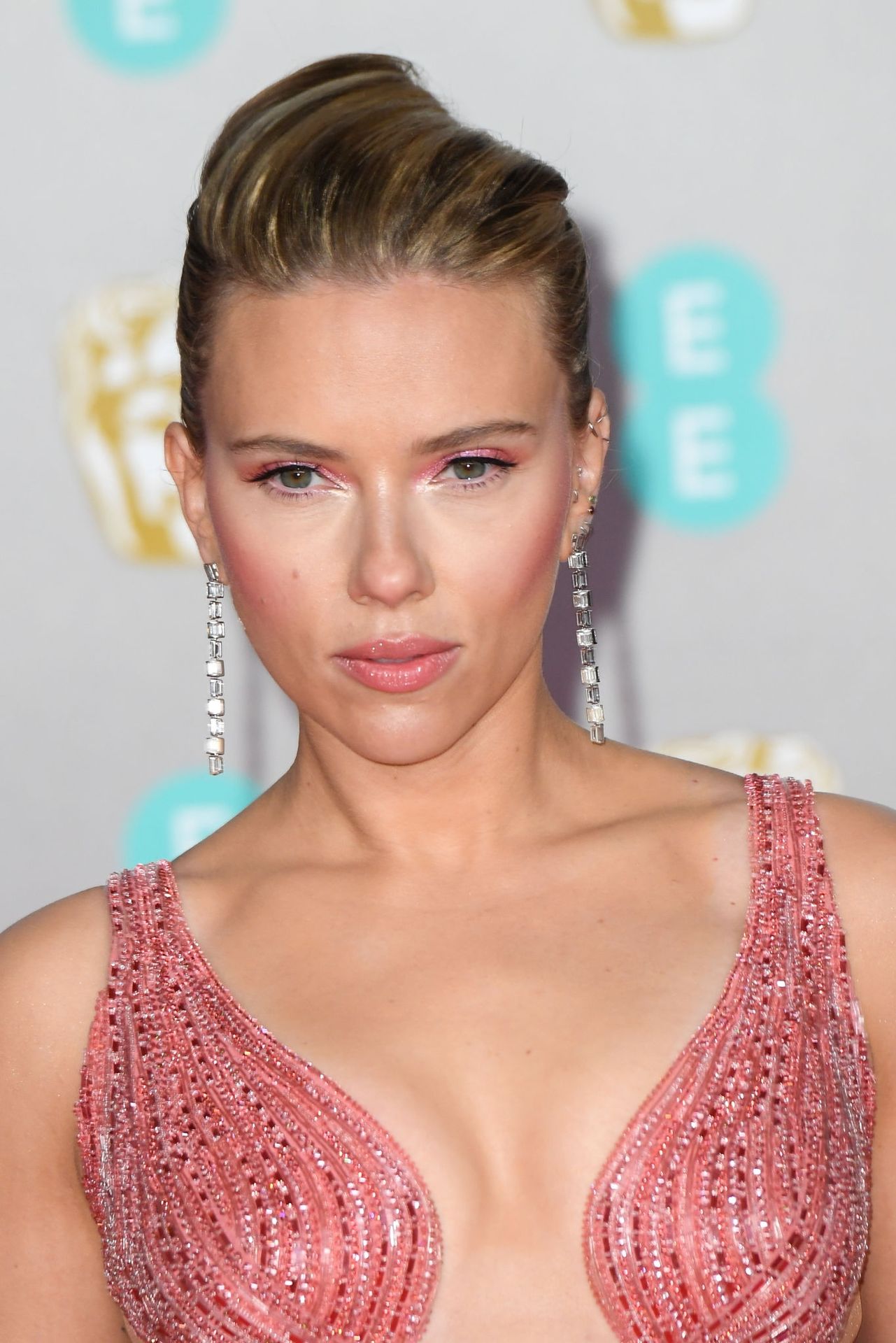 Scarlett Johansson Shines at The EE British Academy Film Awards (
45 Photos)