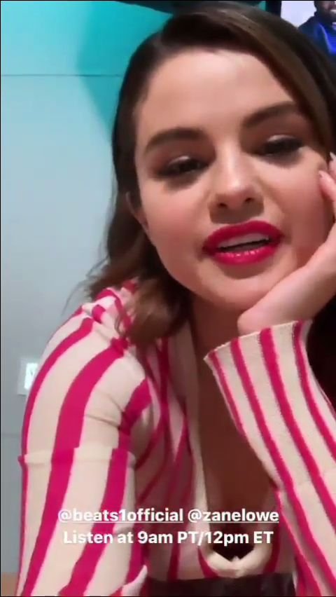 Selena Gomez Hot (46 Photos + Video)