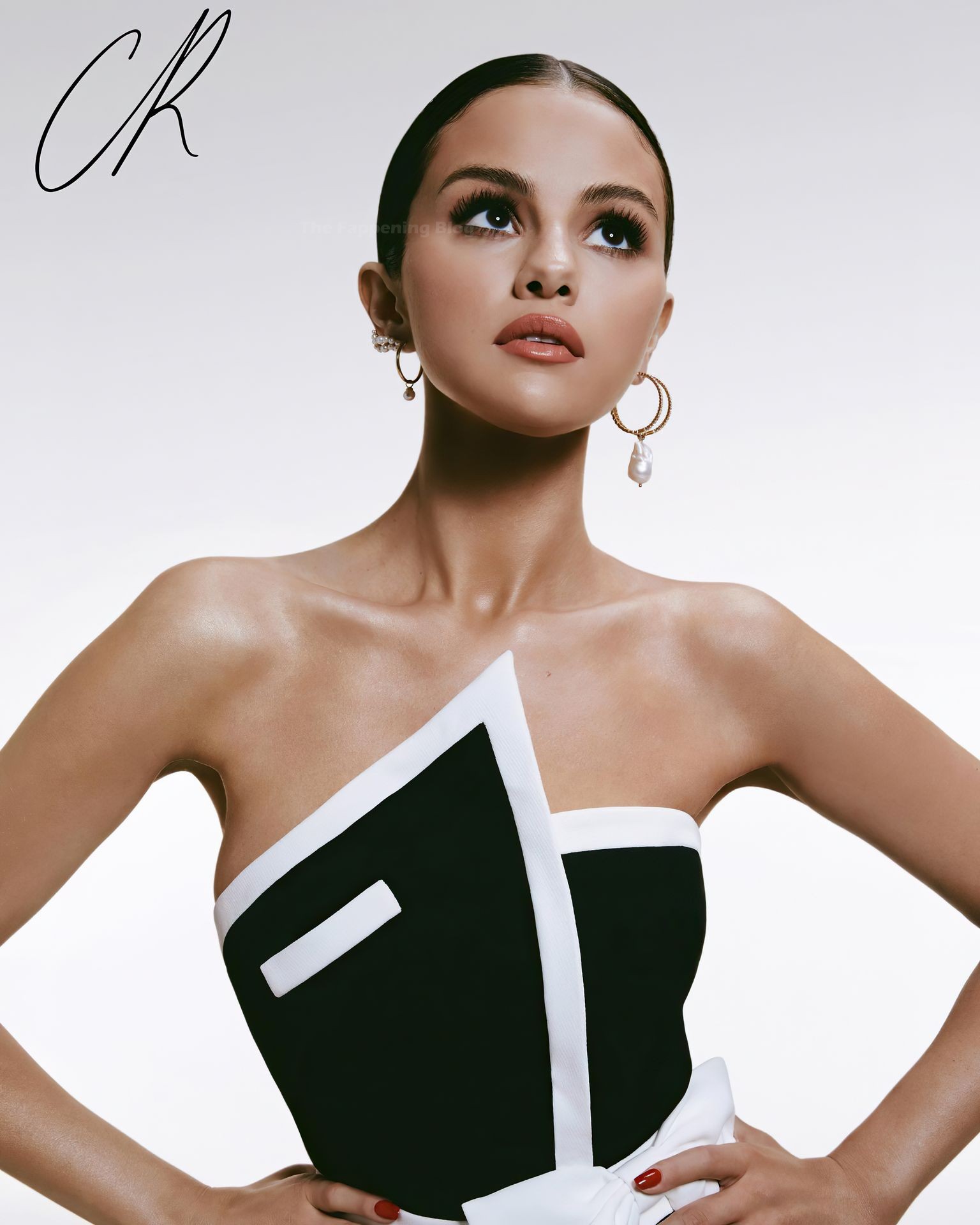 Selena Gomez Sexy  - CR Fashion Book (15 Photos + Video)