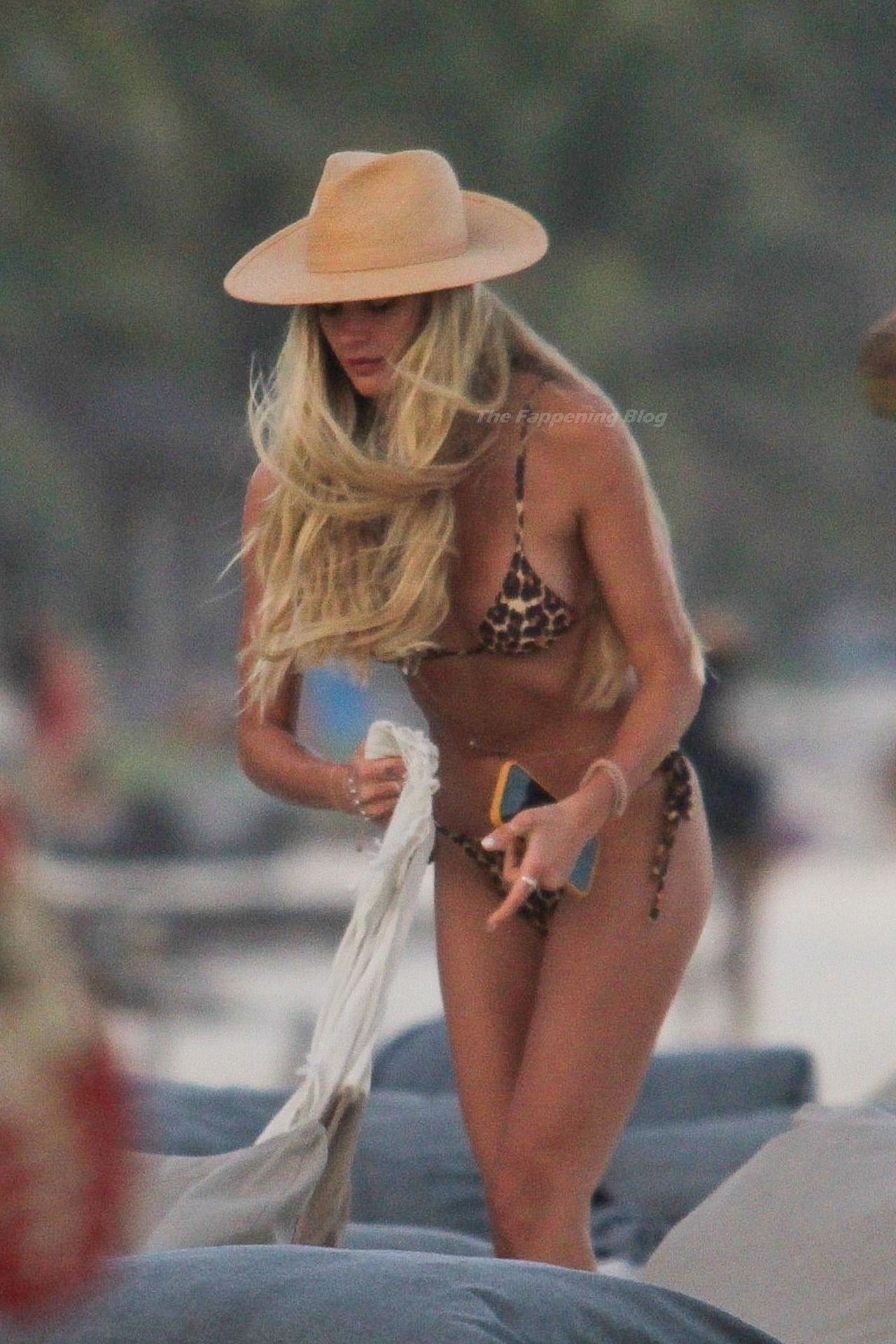 Shayna Taylor Rocks a Bikini While Out Enjoying a Beach Day in Mexico (33 Photos)
