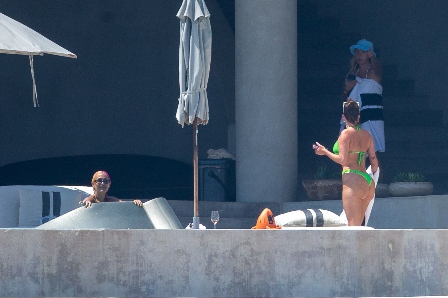 Sofia Richie Laughs During a Playful Day Spent Swimming in the Pool with Her Pals (57 Photos)