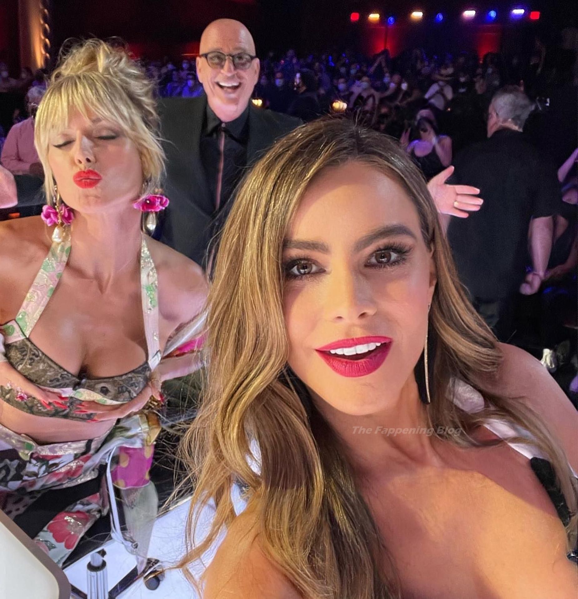 Sofia Vergara Shows Off Her Cleavage at the Americas Got Talent Show (31 Photos)