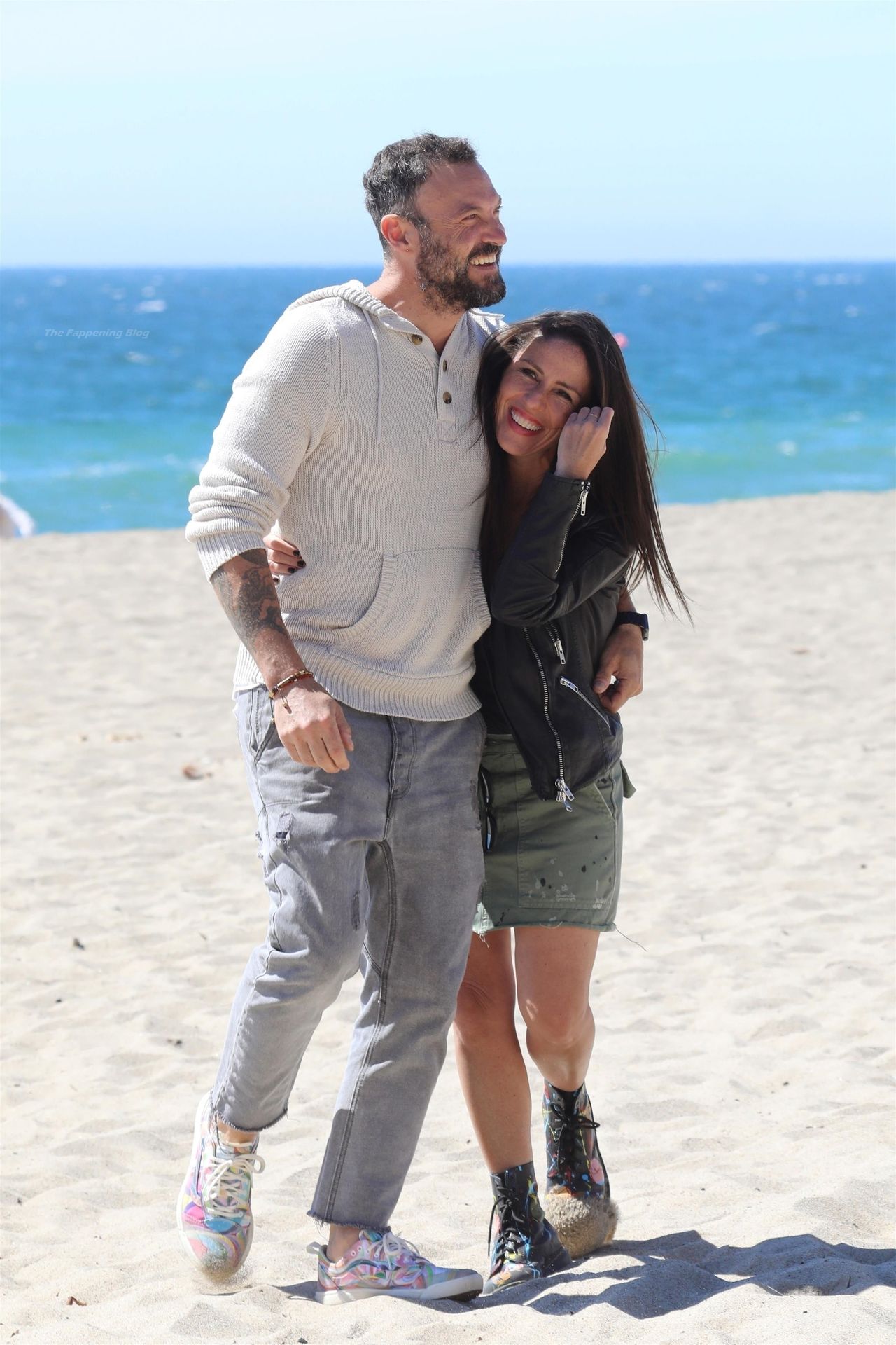 Soleil Moon Frye & Brian Austin Green Have a Great Time in Ma
libu (82 Photos)
