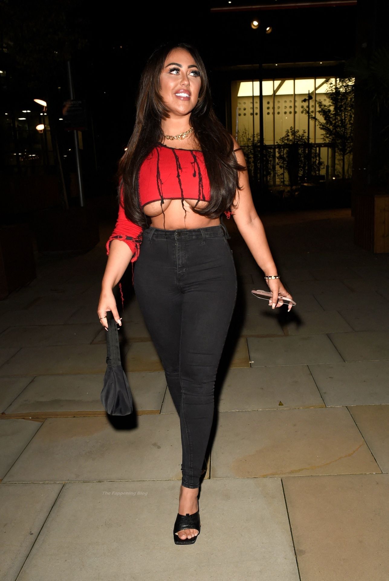 Sophie Kasaei Flaunts Her Underboob Spending a Night at Menagerie in Manchester (25 Photos)