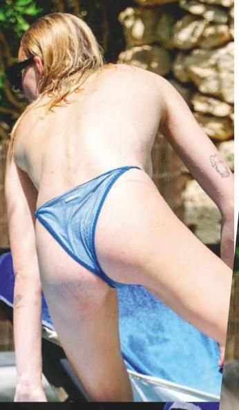 Sophie Turner Nude (6 Photos)