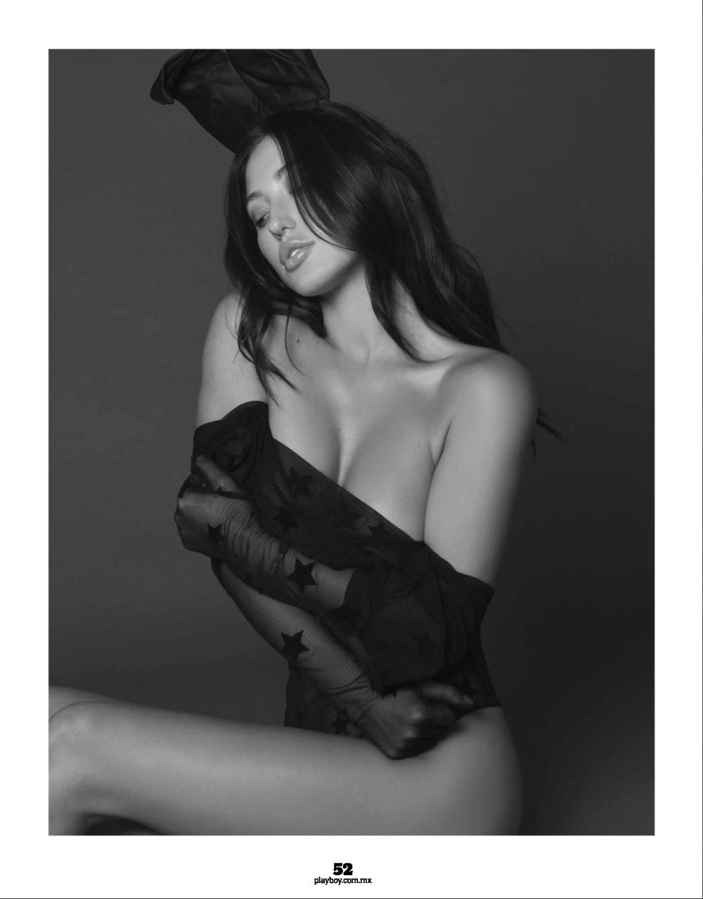 Stefanie Knight Nude & Sexy (16 Photos)