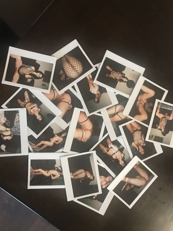 Suttin Nude & Sexy (36 Photos + Video)
