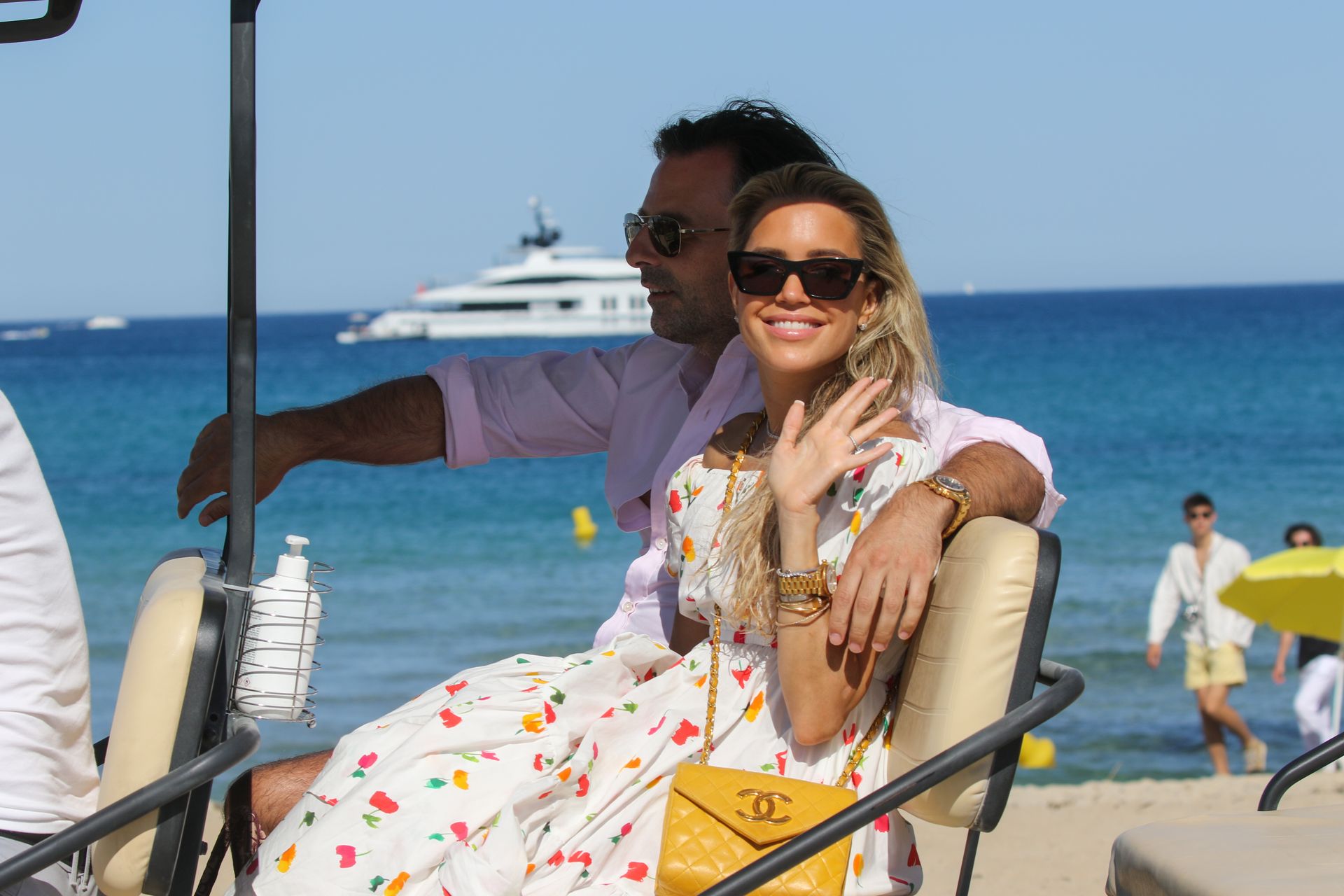 Sylvie Meis & Niclas Castello Enjoy a Day on the Beach in Saint Tropez (42 Photos)