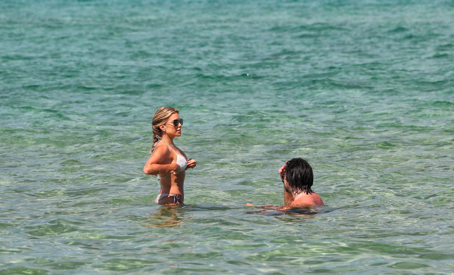 Sylvie Meis & Niclas Castello are Spotted at The Beach in Saint Tropez (8 Photos)