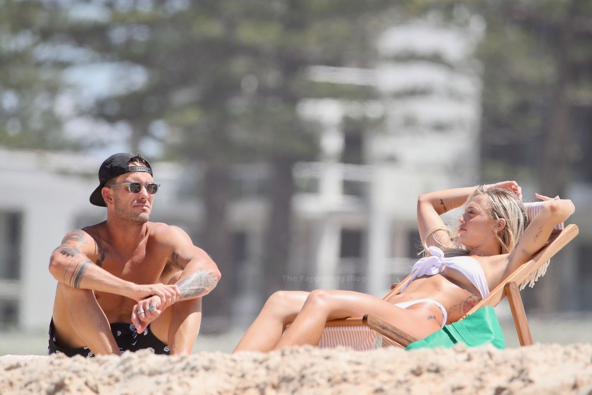 Tammy Hembrow & Matt Poole Enjoy the Beach on the Gold Coast (15 Photos)