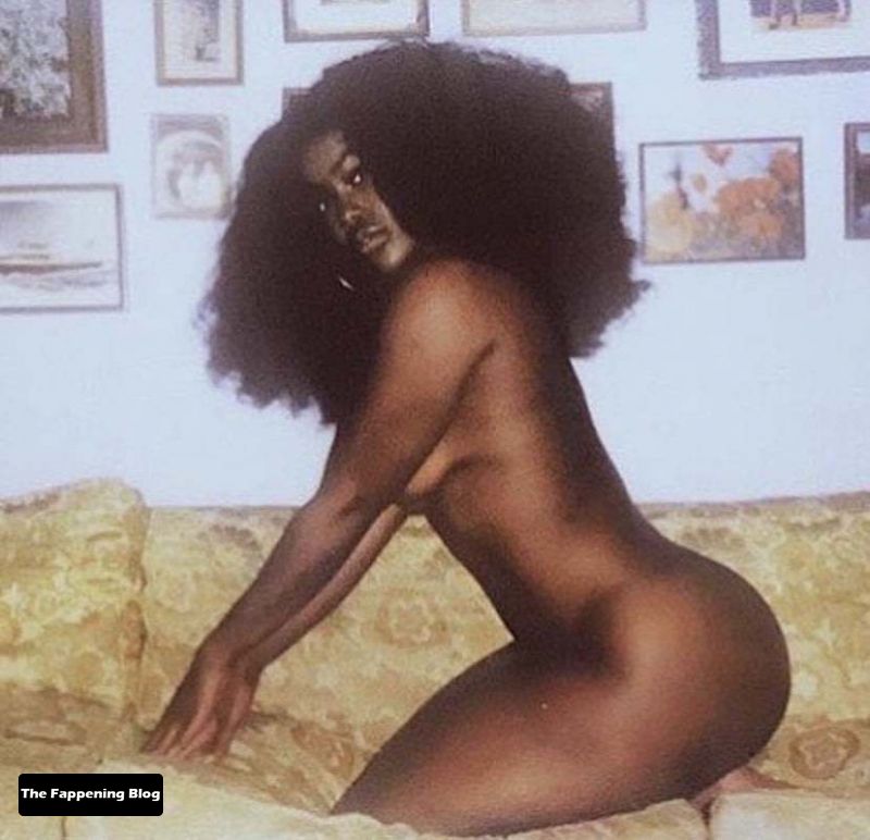 Tanerelle Nude Collection (15 Photos + Video)