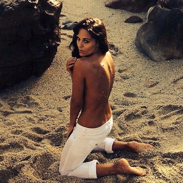 Tanya van Graan Nude & Sexy (40 Photos)