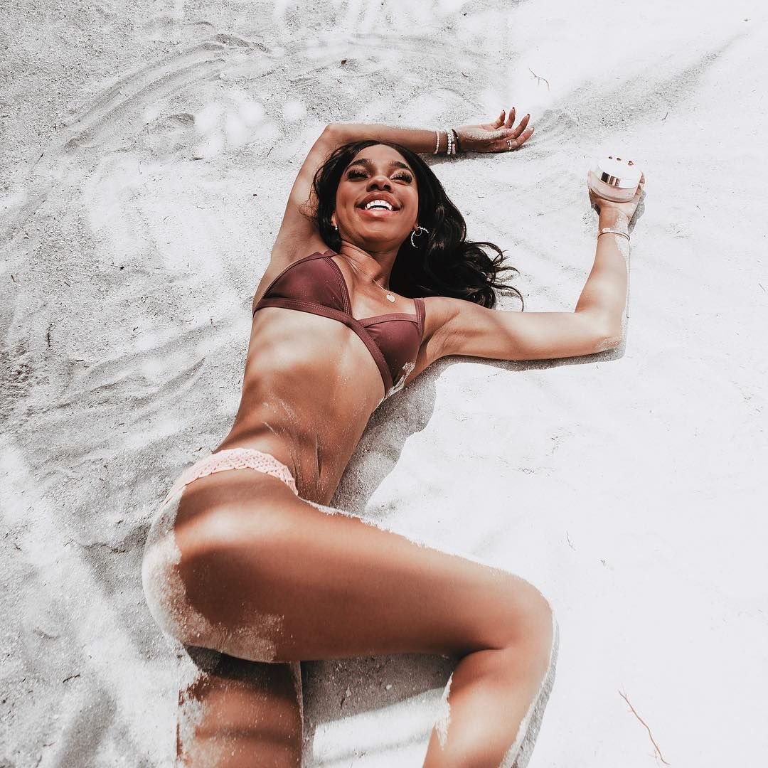 Teala Dunn Nude & Sexy (57 Photos)