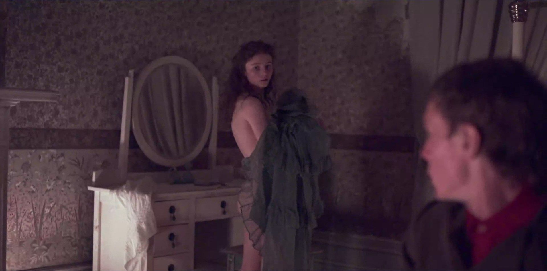 Thomasin McKenzie Nude  - True History of the Kelly Gang (8 Pics + GIF & Video)