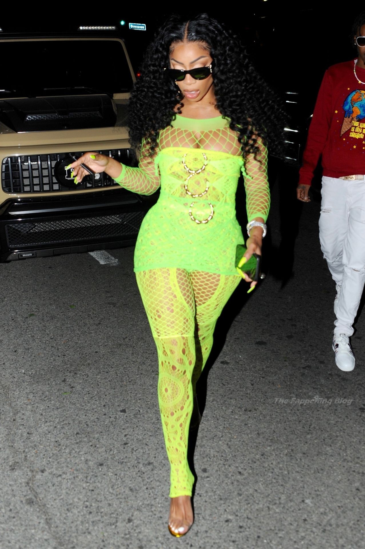 Tommie Lee Attends Cardi Bs Birthday Party (29 Photos)