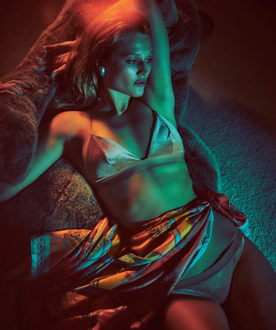 Toni Garrn See Through & Sexy (28 Photos)
