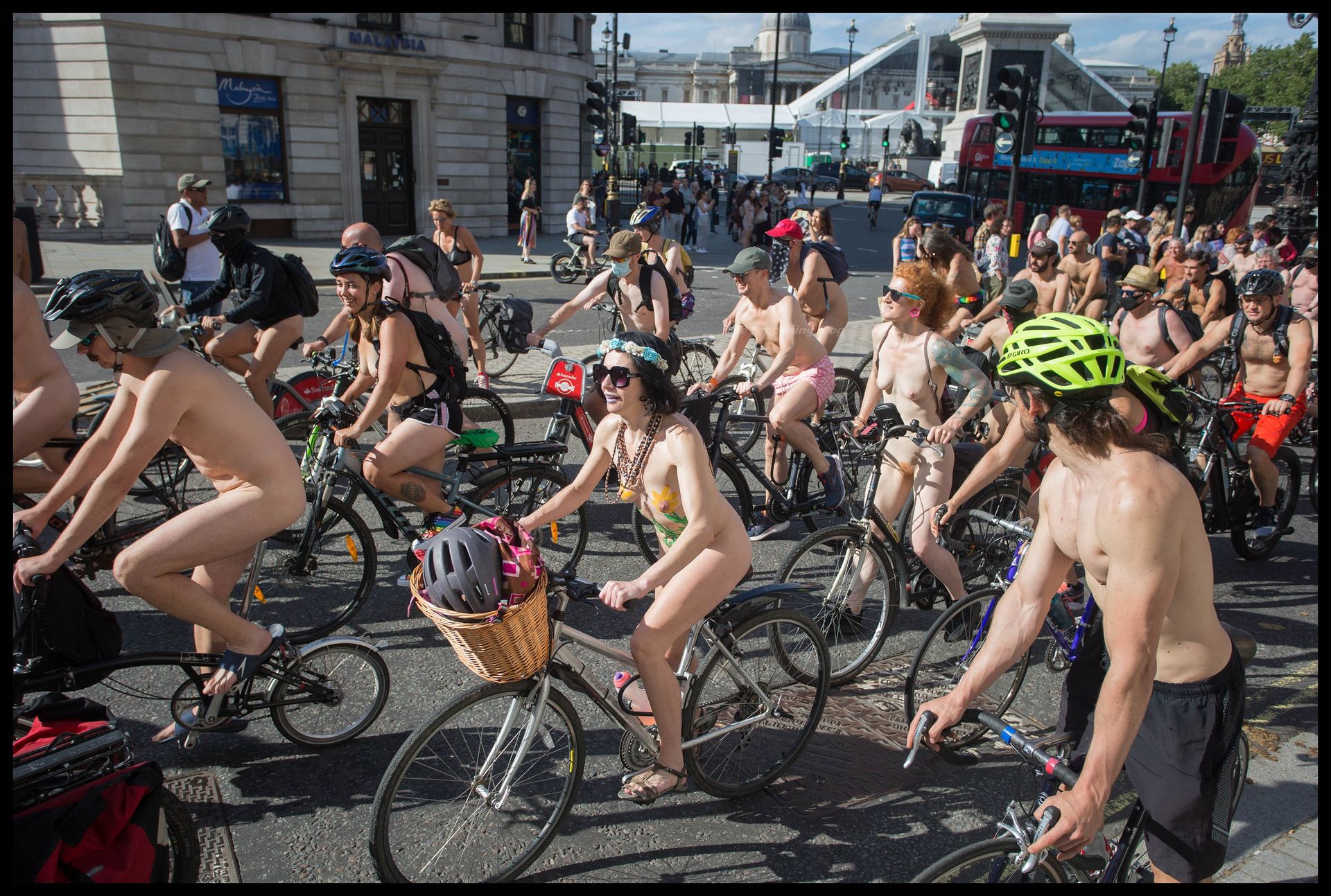 The World Naked Bike Ride in London (40 Photos)