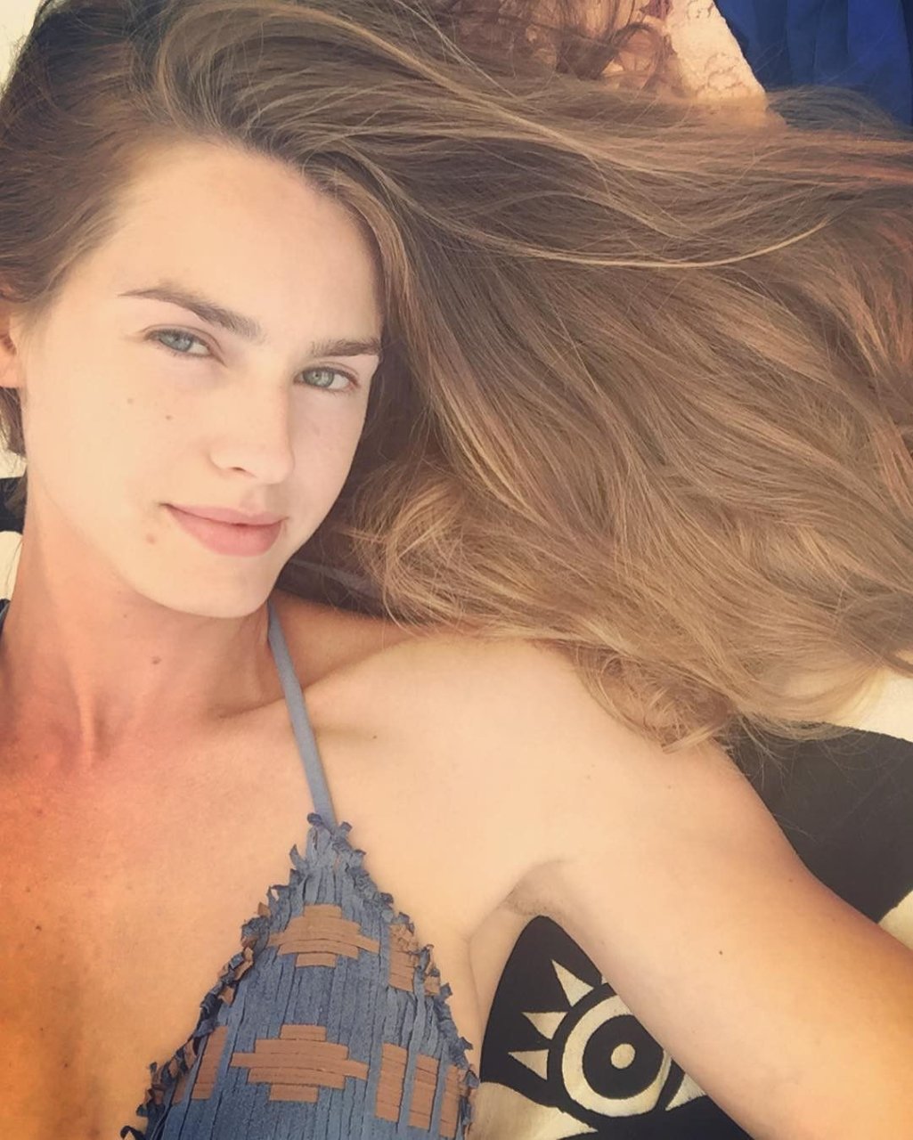 Vanessa Hessler Nude & Sexy (80 Photos)