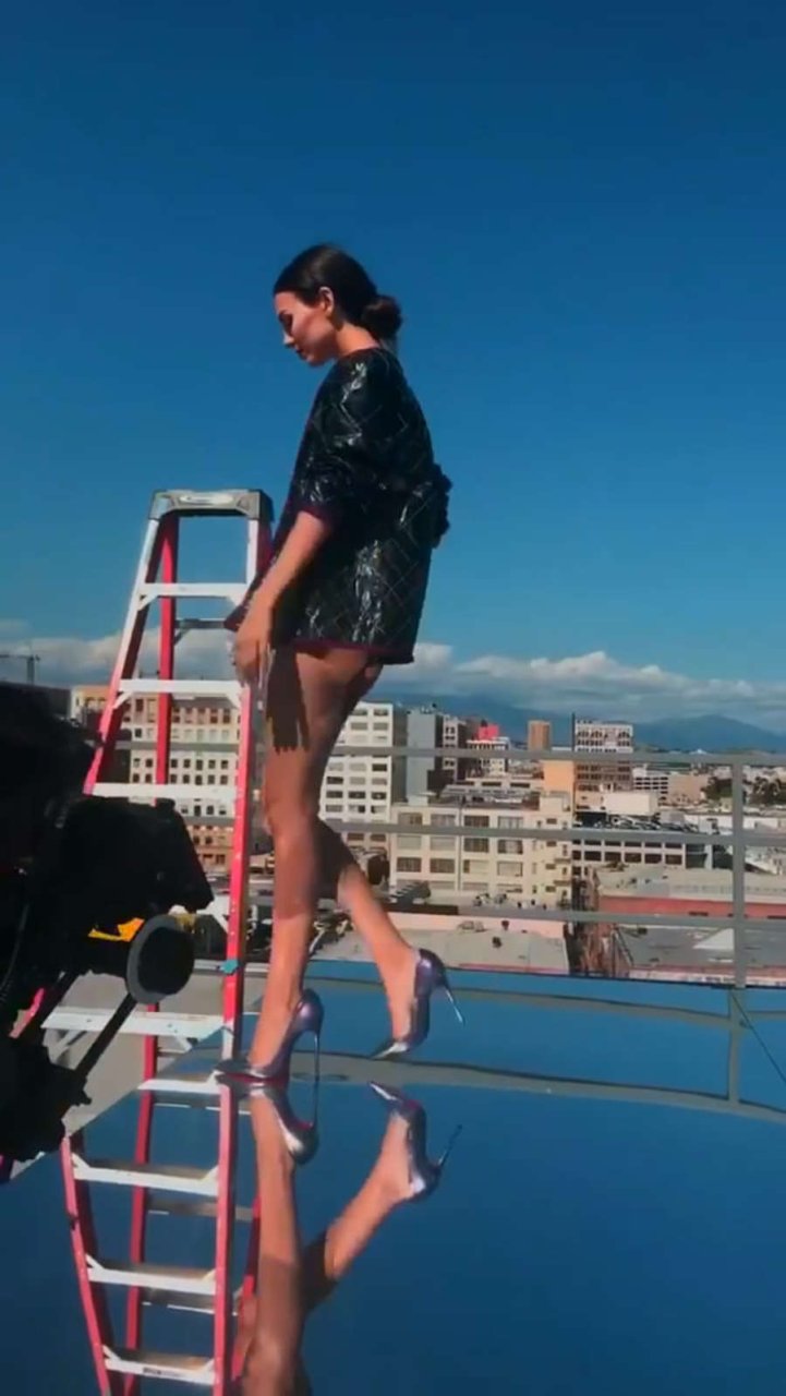 Victoria Justice Sexy (18 Photos + Video)