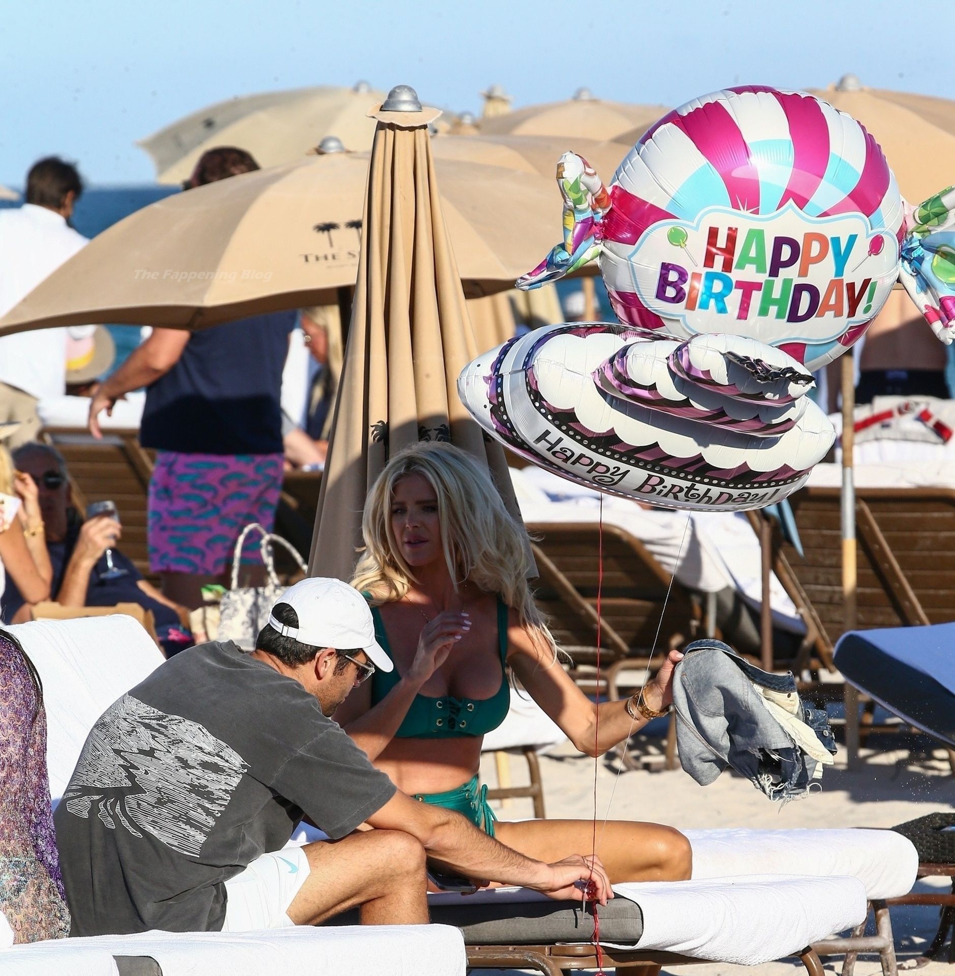 Victoria Silvstedt Celebrates a Friends Birthday in Miami Beach (105 Photos)