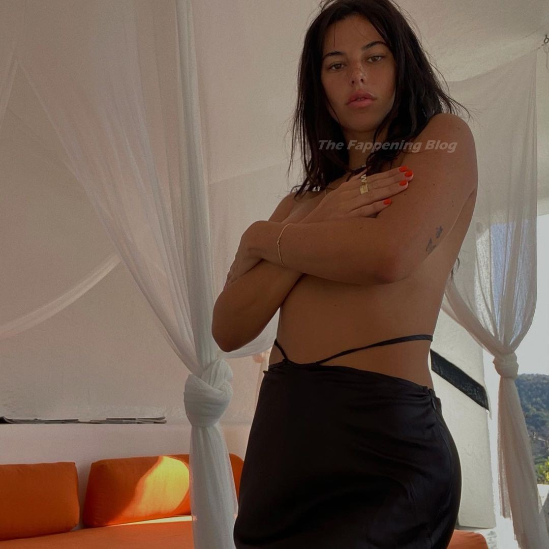 Victoria Villarroel Gamero Sexy & Topless (61 Photos)
