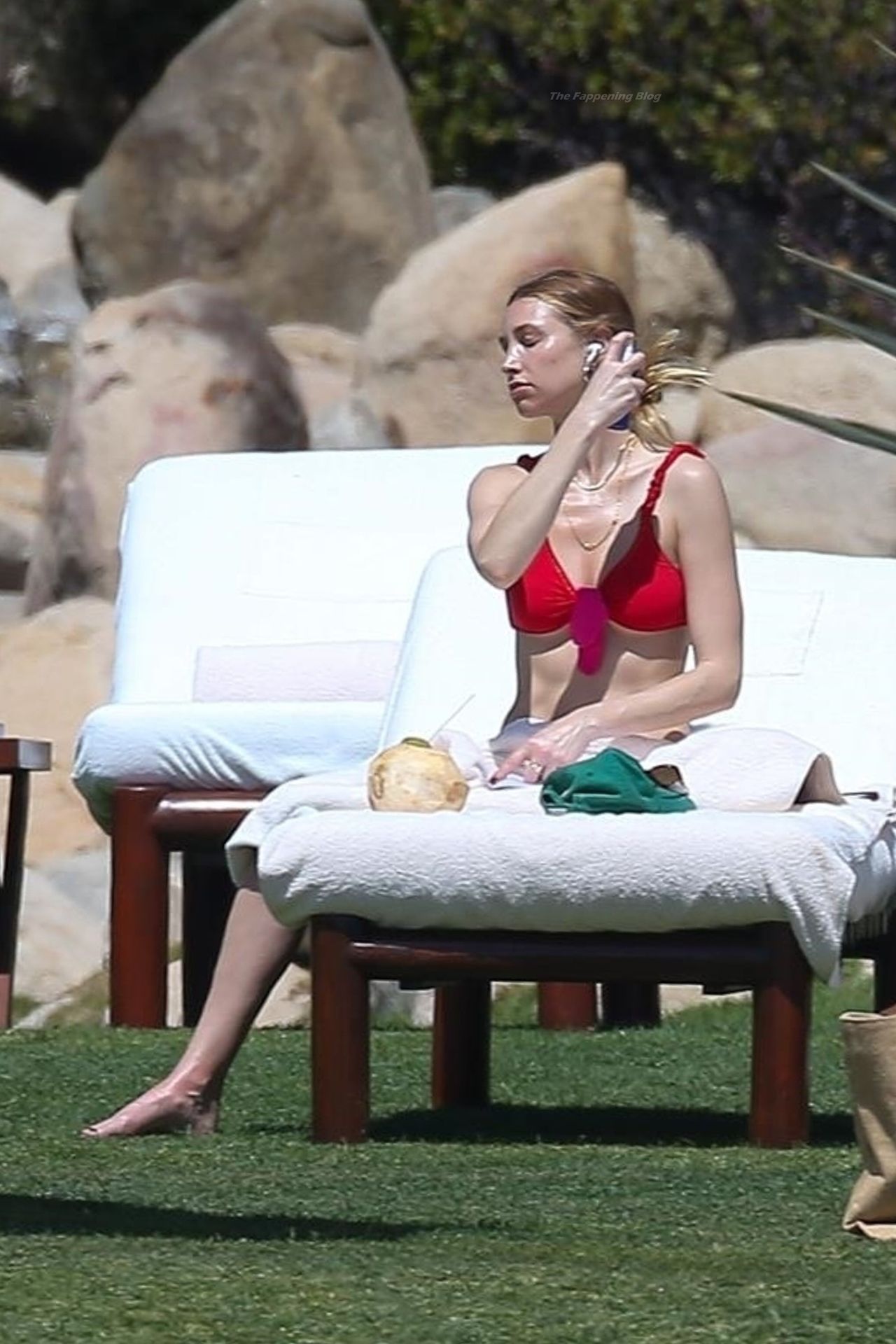 Whitney Port Soaks in the Sun During a Holiday in Cabo (35 Photos)