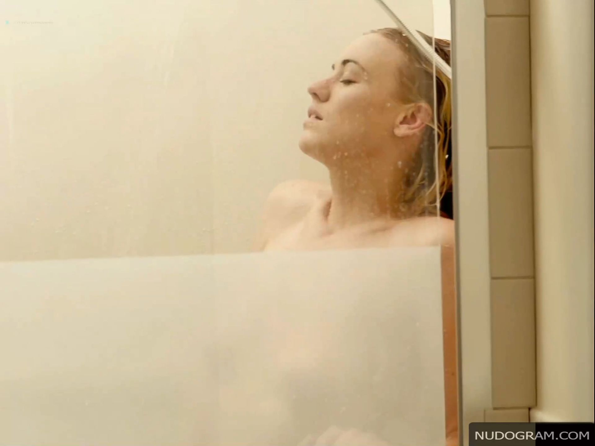 Yvonne Strahovski Nude  - Manhattan Night (13 Pics + GIF & Video)