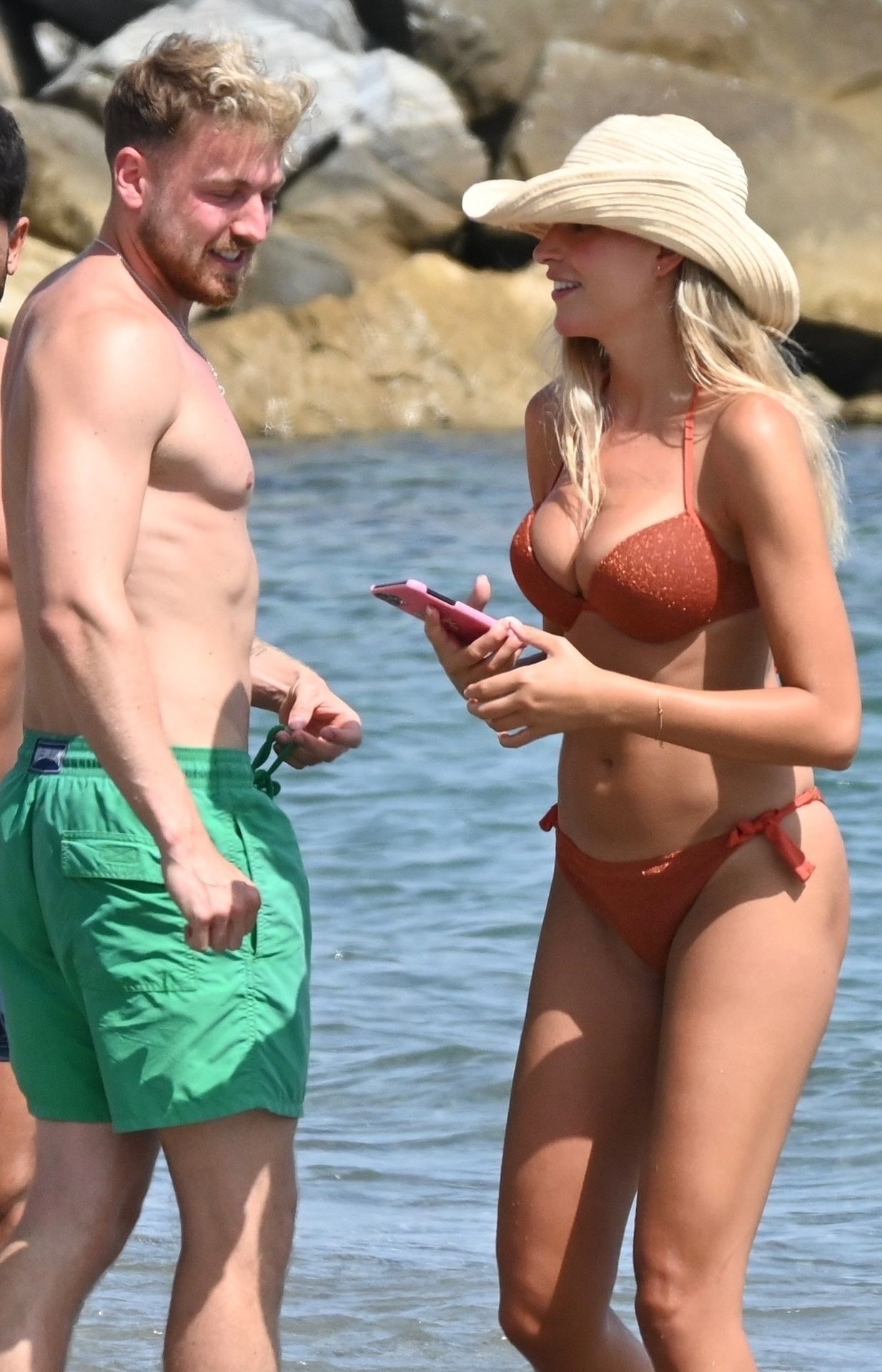 Sexy Zara McDermott Enjoys Holidays with Sam Thompson (101 Photos)